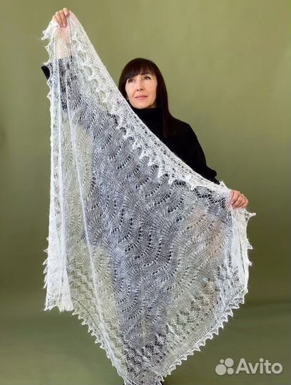 Паутинка пуховая ажурная