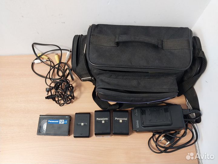 Видеокамера Panasonic VX30