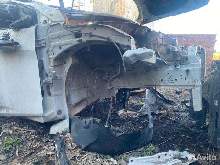 Лонжерон (четверть) передний правый Hyundai