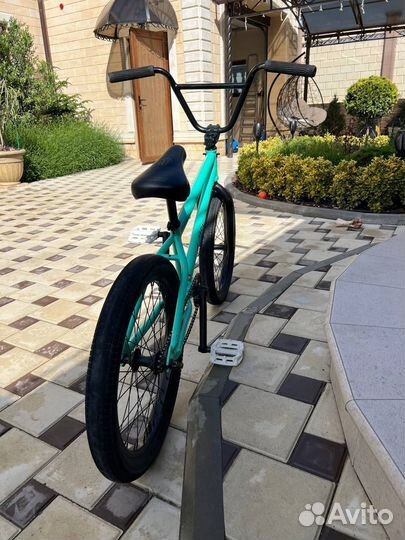 Трюковой велосипед bmx