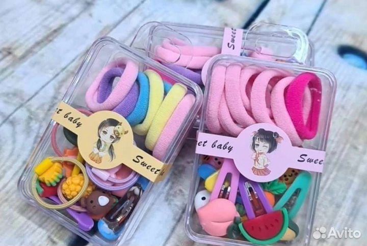 Набор заколок и резинок