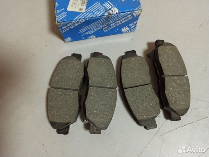 Тормозные колодки переднее Honda Accord 7