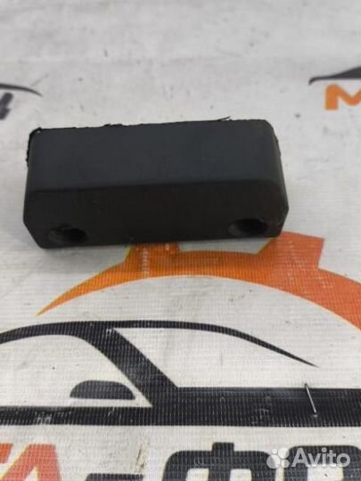 Отбойник двери правый Fiat Ducato фургон (244) 2.3