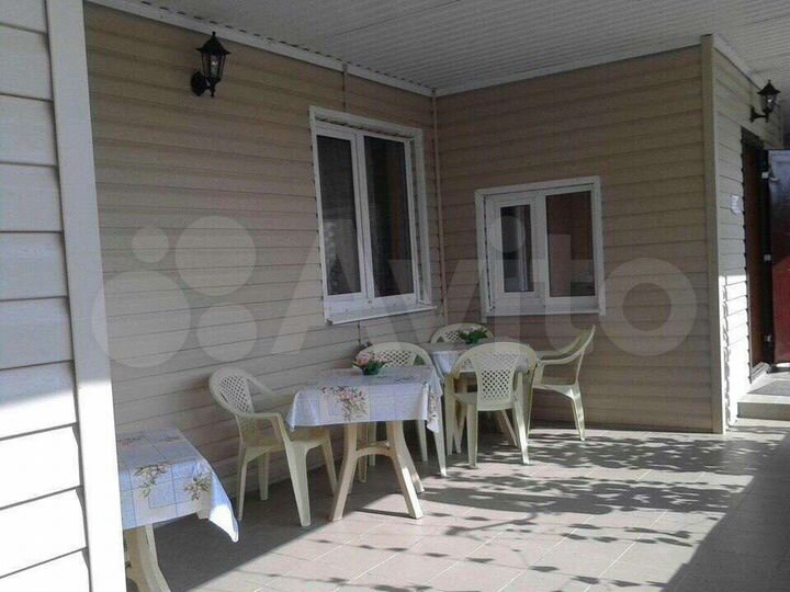 Дом 395 м² на участке 7,8 сот.