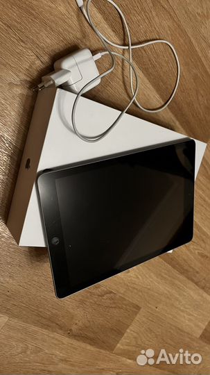 Планшет apple iPad 32 гб