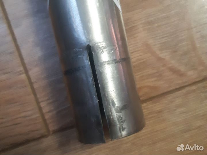 Титановый руль спутник