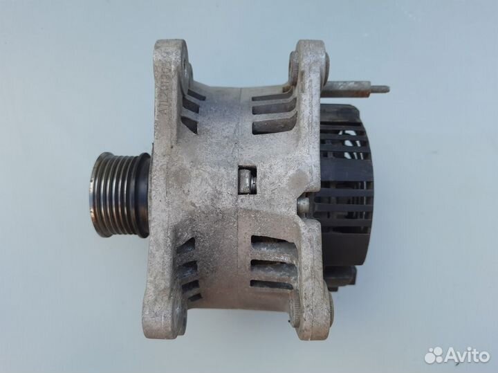 Генератор Skoda Octavia A4 Volkswagen Golf 4