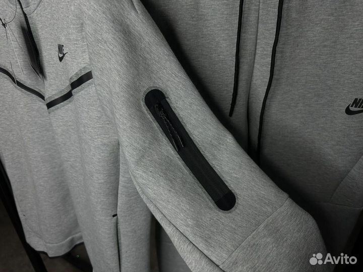 Спортивный Костью Nike Tech Fleece