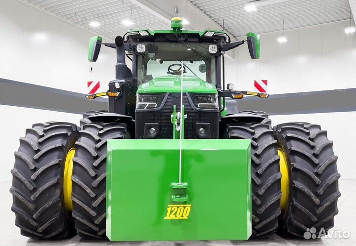 Трактор John Deere 8R, 2021