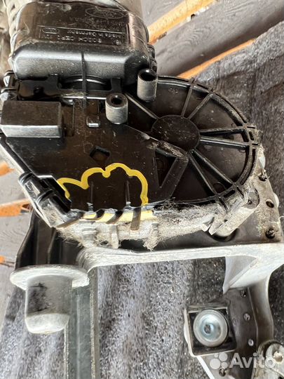 Трапеция дворников Ford C-max