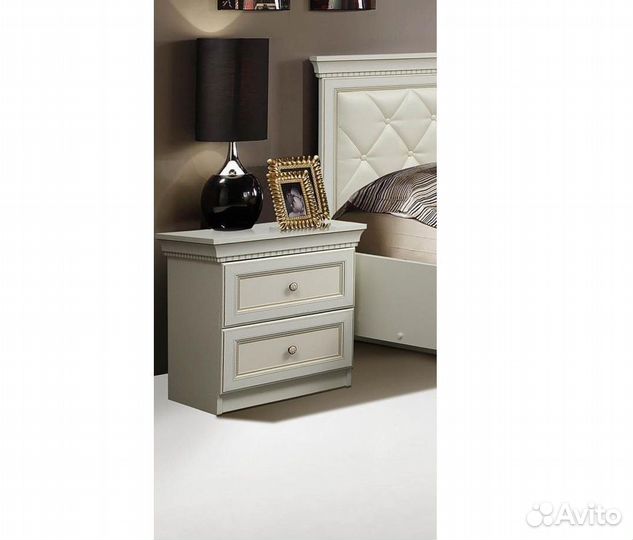 Тумба прикроватная Эльмира новая