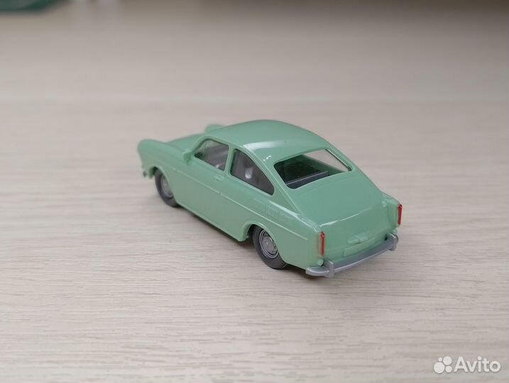 A26.3) Volkswagen Typ 3 Fastback (1961-1973) мятны