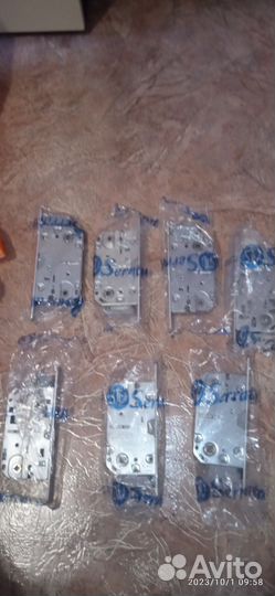 Итальянские дверные замки новые