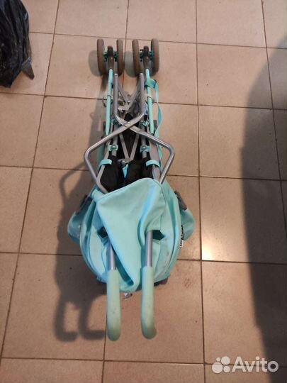 Прогулочная коляска трость