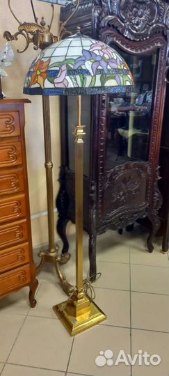 Напольный светильник. Торшер Тиффани