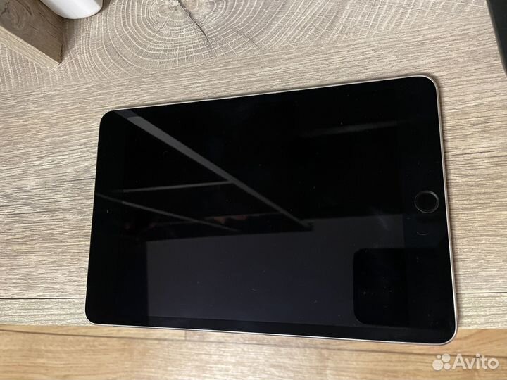 iPad mini 4 64gb