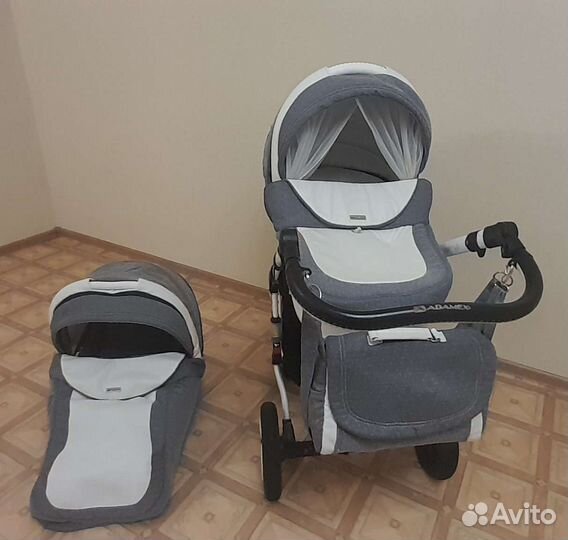 Коляска 2 в 1 adamex