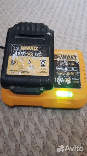 Шуруповерт dewalt