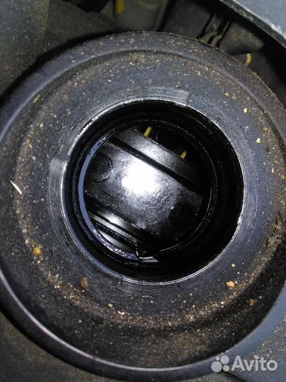 Двигатель Ситроен C-Crosser 2.4 л, в сборе