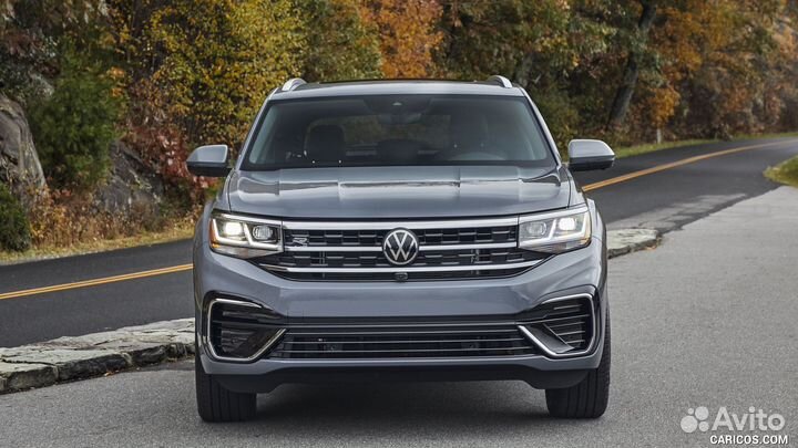 Аренда кроссовера Volkswagen Atlas без водителя