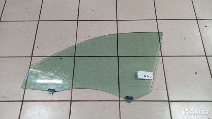 Стекло передней левой двери Камри XV30