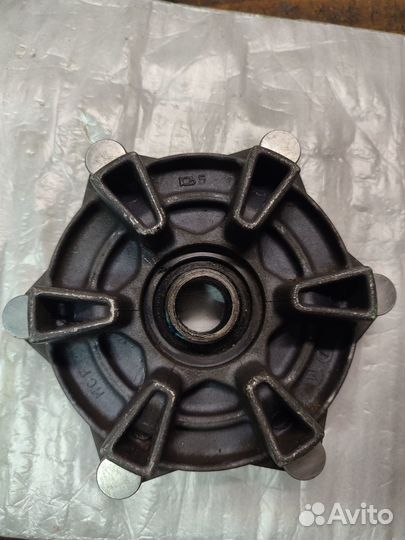 Honda CBR900RR CBR929RR Fireblade Задняя ступица