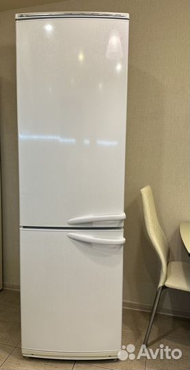 Холодильник Атлант двухкамерный