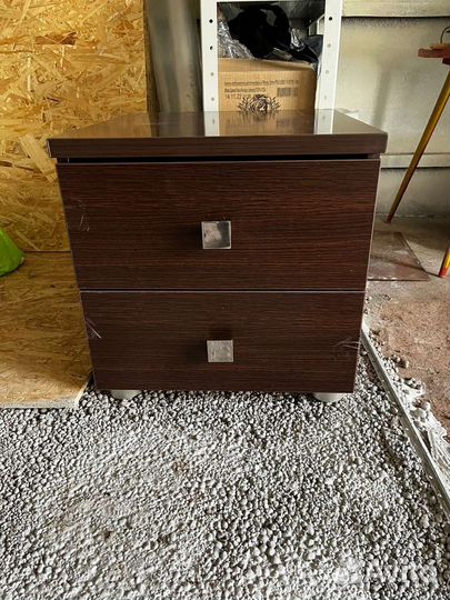 Тумба прикроватная