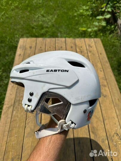 Шлем хоккейный easton