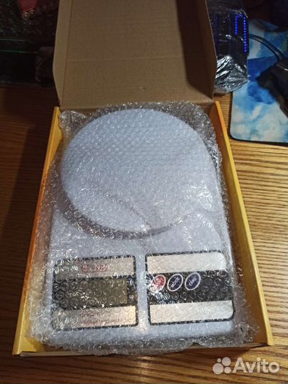 Весы кухонные электронные 10кг