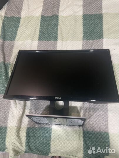 Монитор dell