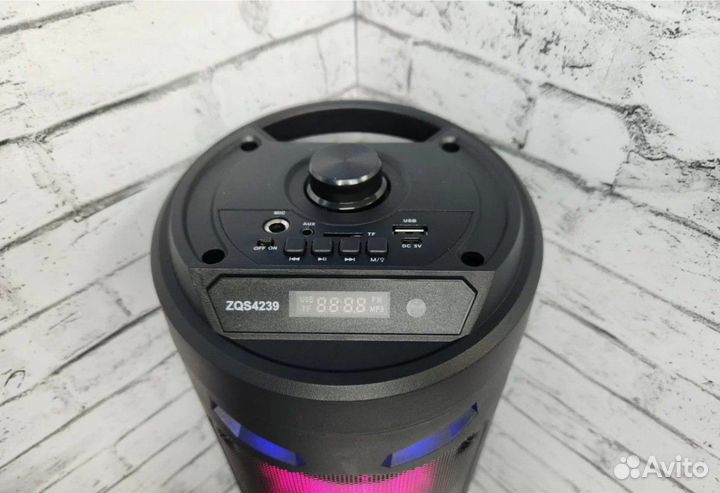 Беспроводная блютуз колонка