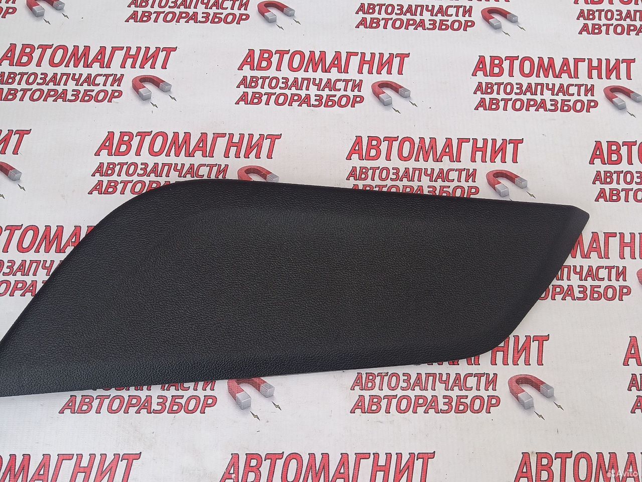 Накладка центральной консоли правая Форд Мустанг 6