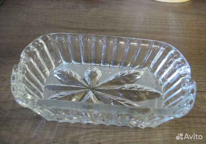 Хрустальная пепельница