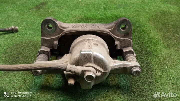 Суппорт тормозной передний правый Toyota Corolla