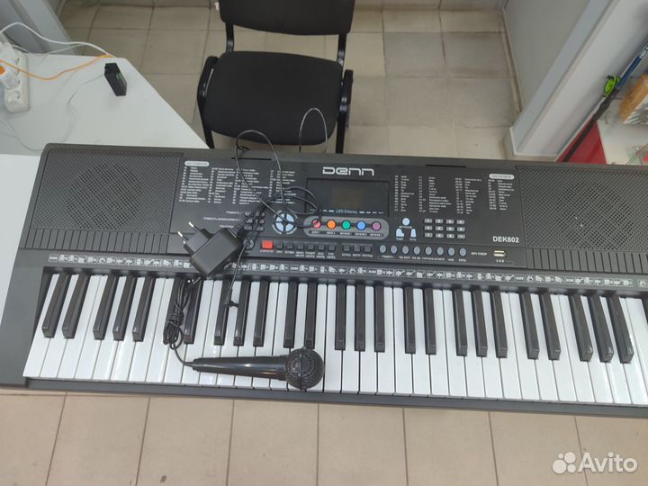 Синтезатор Denn