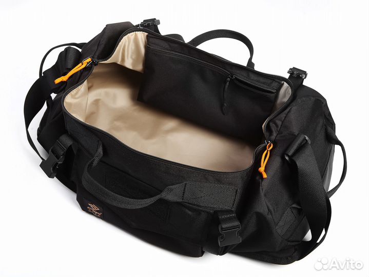 Спортивная сумка черная