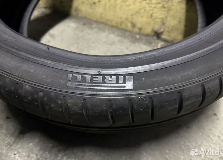 Pirelli P Zero PZ4 225/45 R18 92Y