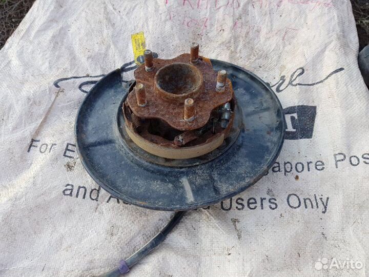 Ступица задняя левая Nissan Juke F15 2011