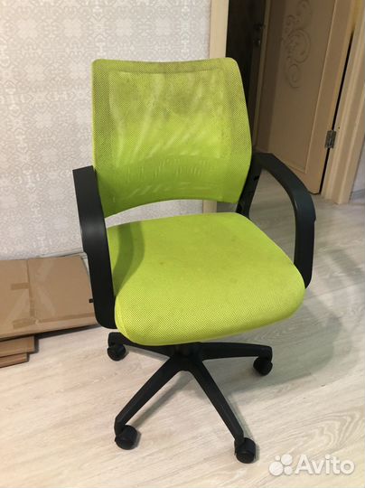 Компьютерное кресло