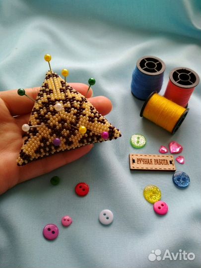 Игольница из бисера