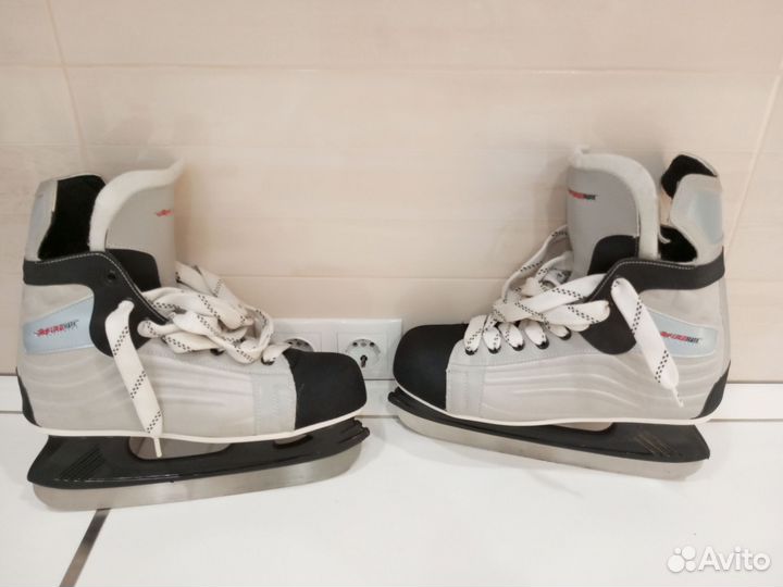 Фигурные коньки Graf 32,33,37,39,40,41, 42