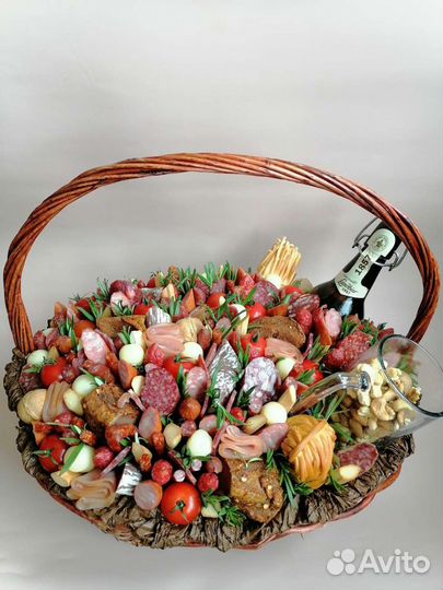 Мужской колбасный букет