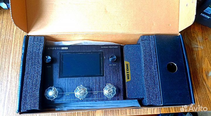 Продам Hotone Ampero One