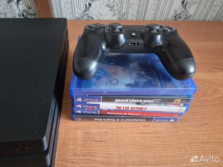 Sony playstation 4 PS4 pro 1tb с играми