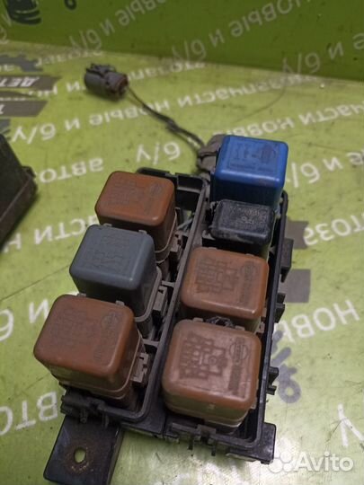 Блок реле Nissan Maxima A32 VQ20DE