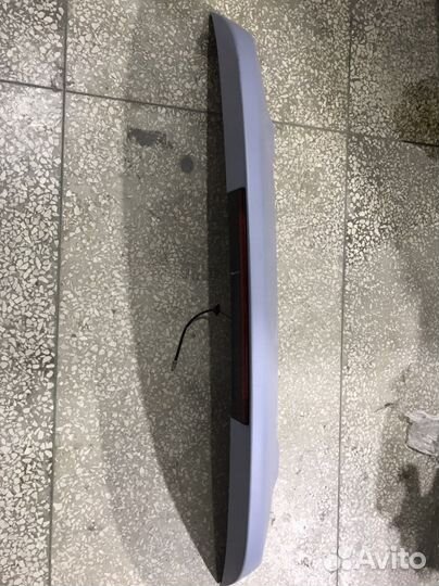 Спойлер крышки багажника Nissan Patrol Y62