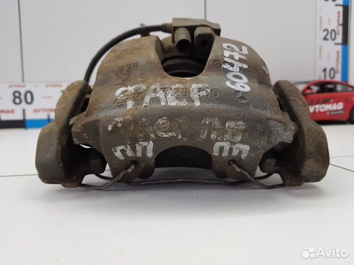 Суппорт передний правый (Chrysler Crossfire)