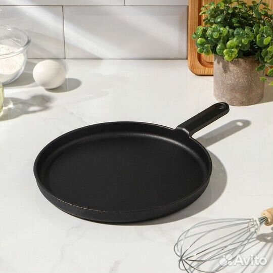 Сковорода блинная чугунная 'Круг', d24 см, чугунна