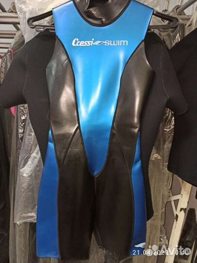 Гидрокостюм женский для плавания